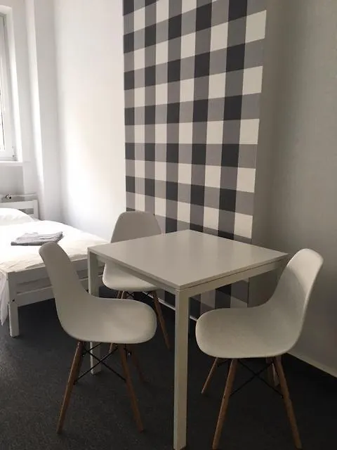 ורשה Sawa Hostel