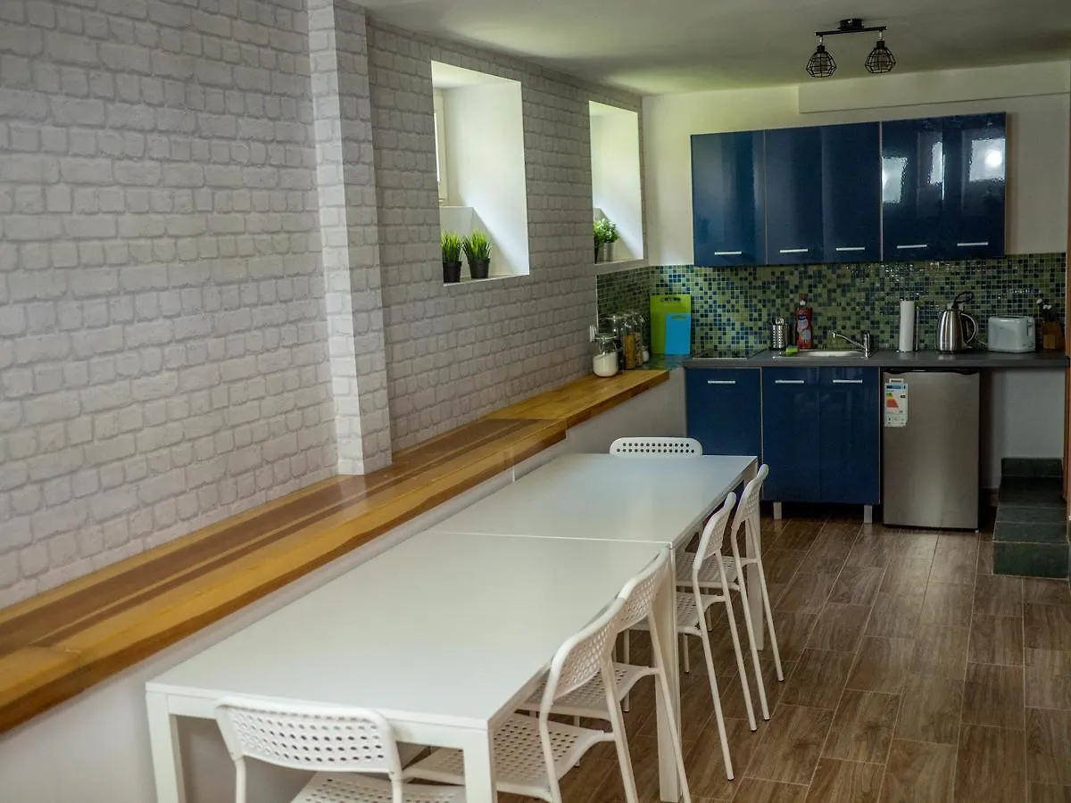 ורשה Sawa Hostel